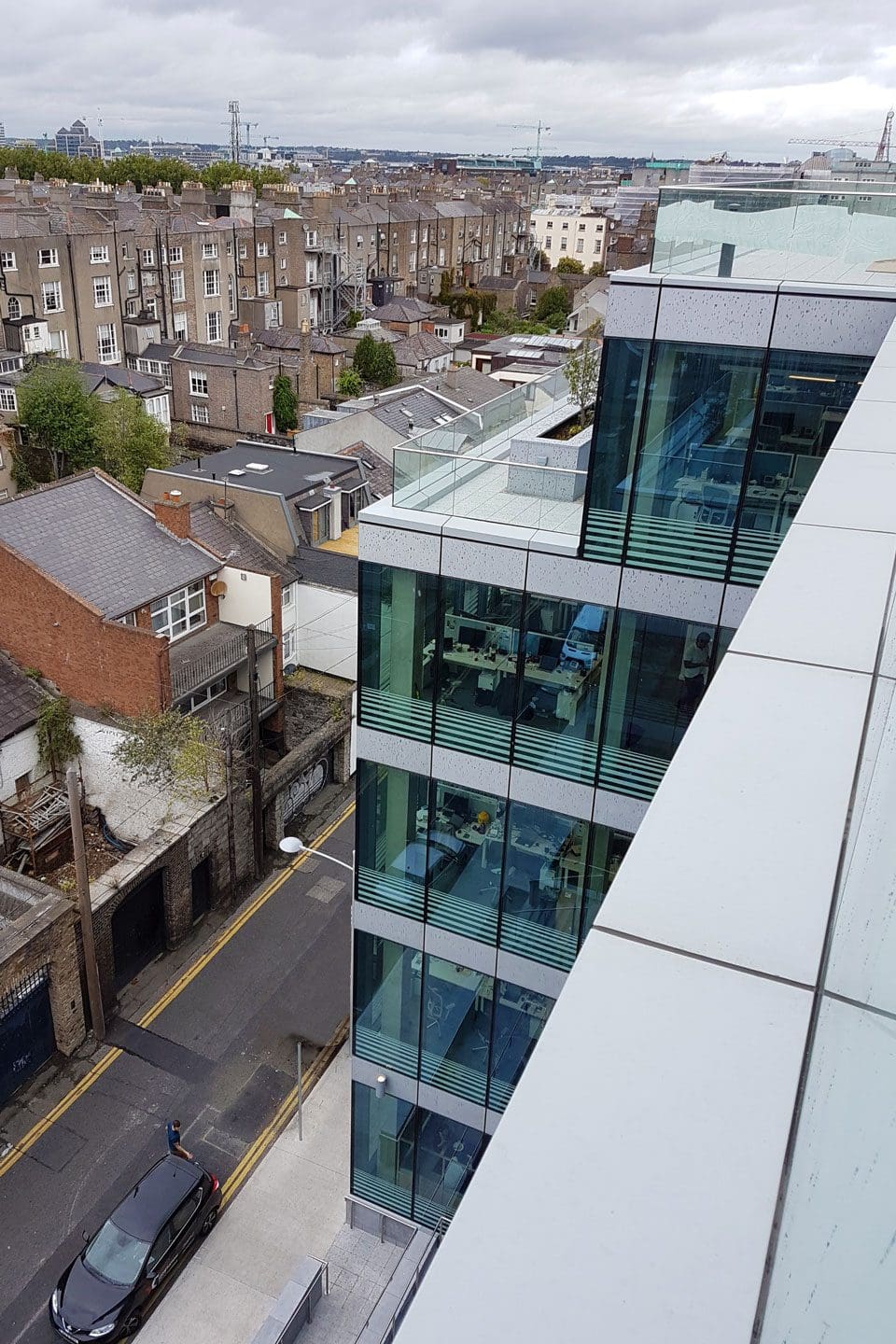 Open air terraces on each floor from the second to fourth levels of the building.