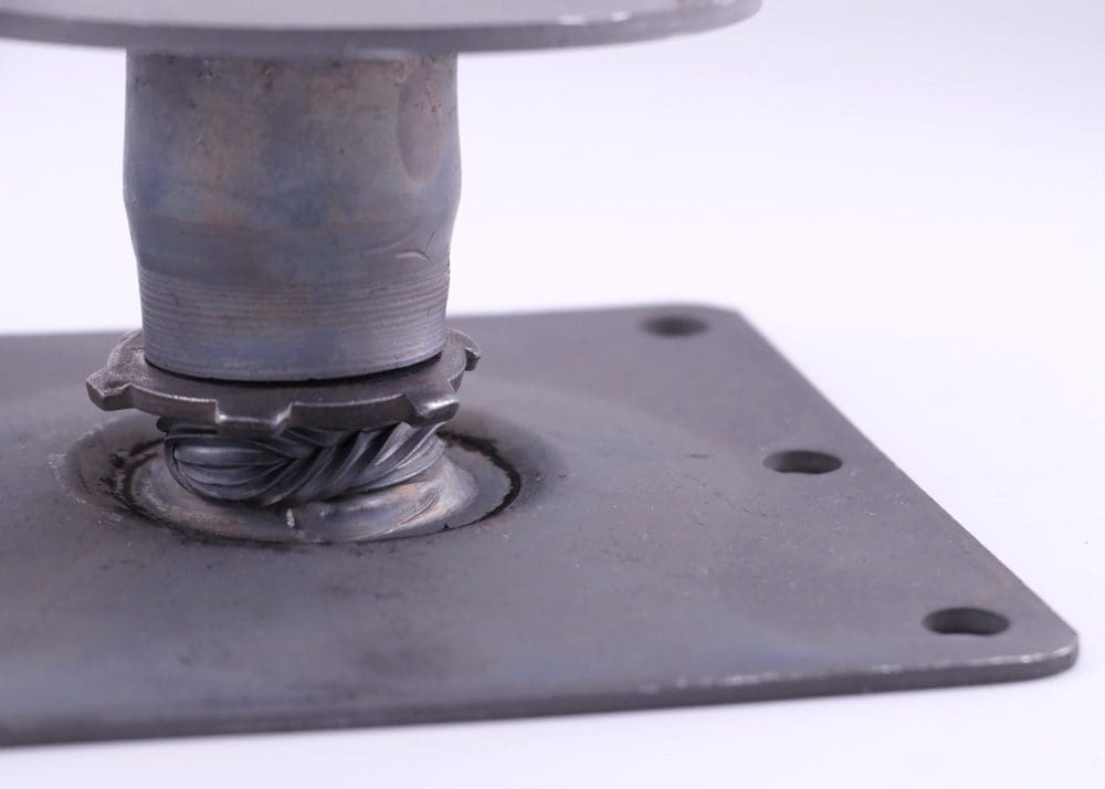 Close-up of the RP-FR-3 thread pedestal after strength testing.