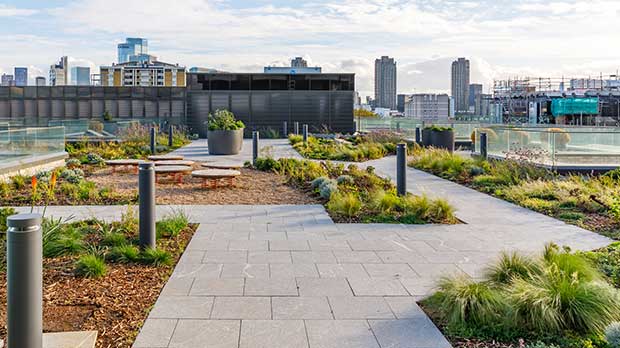 250 City Road feature
