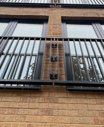 Vantage Vertical Juliet Guarding